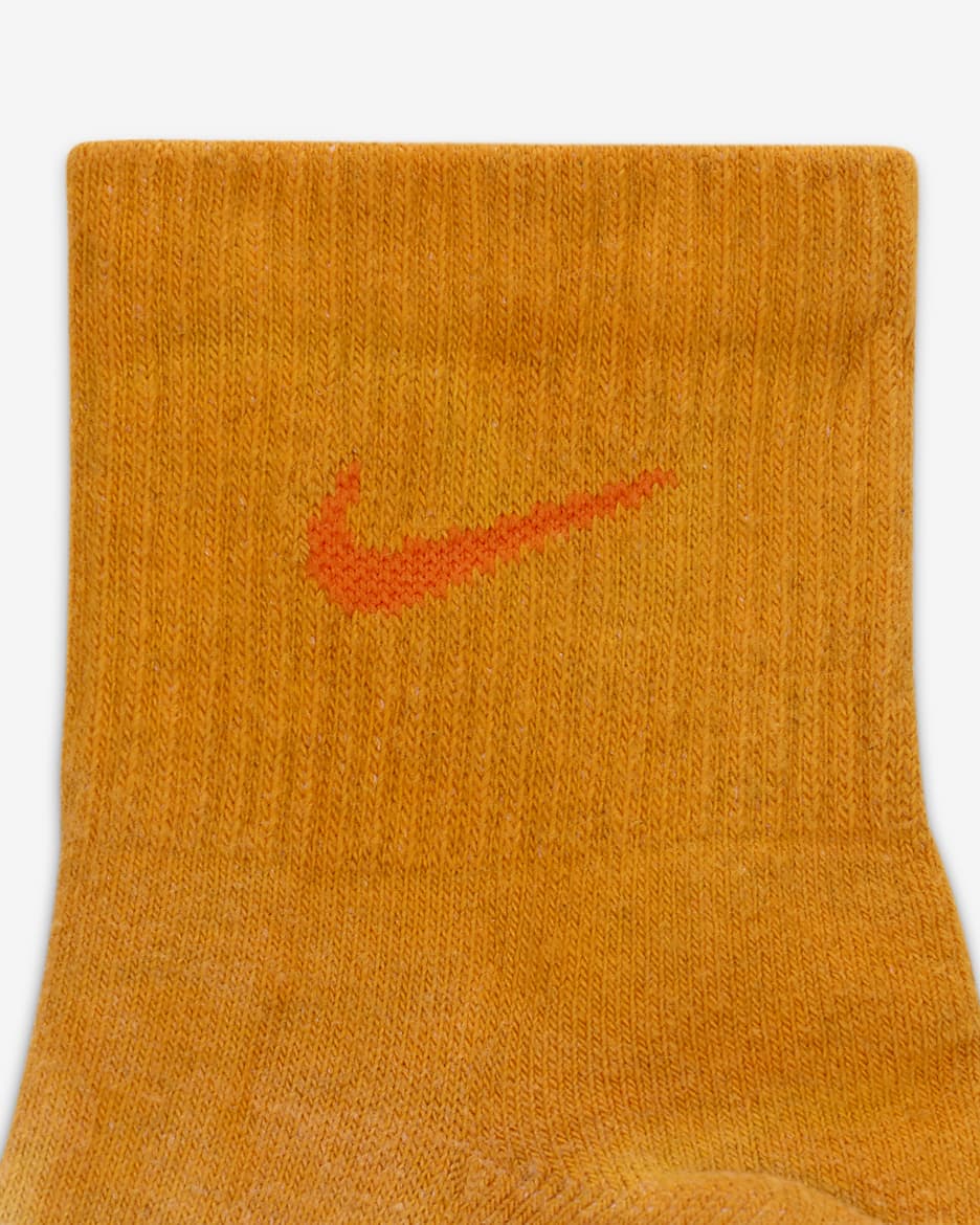 Nike colored ankle shops socks